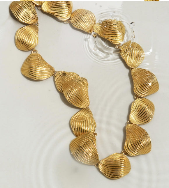 JOIDART  COLLANA D'ORO ONARIA